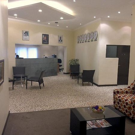 Blue Lodge Hotel Lagos Bagian luar foto