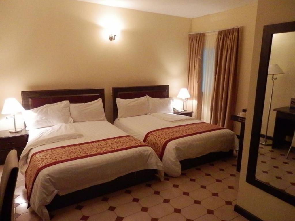 Blue Lodge Hotel Lagos Ruang foto